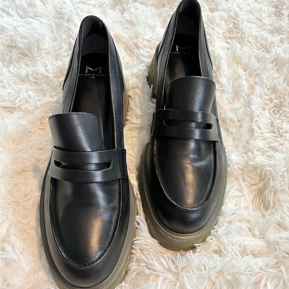 Marc Fisher LTD Latika Leather Lug Loafers Size 9 | Chunky Platform